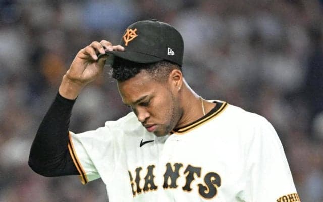 巨人２戦連続引き分け　マルティネスで逃げ切り失敗　１点リードの九回２死から痛恨の同点被弾　先発西舘が７回６安打１失点