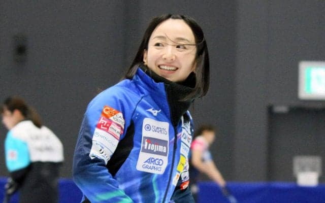 【カーリング】「新生」ロコ・ソラーレが白星スタート　藤沢五月が好ショット連発　女子１次リーグ