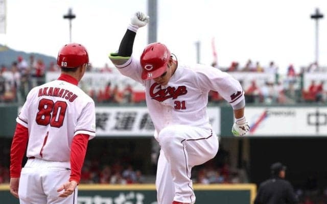 広島が１日限定“マリオセレブレーション”　坂倉らがハテナブロック上でマリオジャンプ　試合も快勝でセ独り勝ち