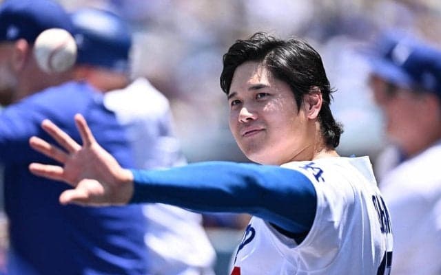 大谷翔平、２打席目に右前打で２戦連続安打　三塁に進塁後　タッカーの捕ゴロの間にホームに生還