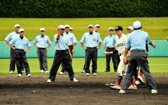 夏はすぐそこ　高校野球静岡大会前に　審判員とスコアラーの研修会