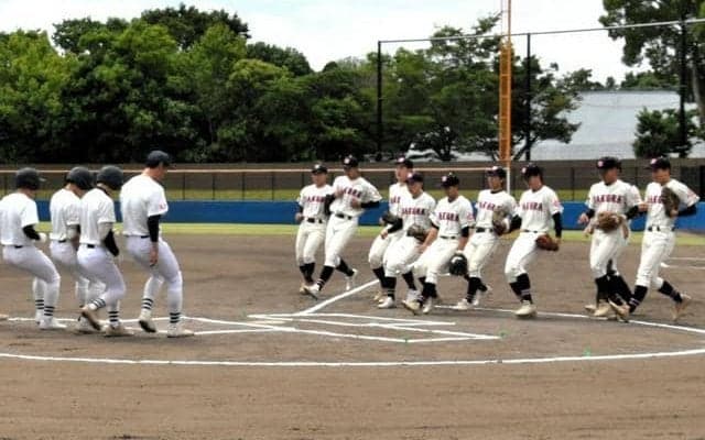 「ミスター」追悼で73年前の対戦再現　母校佐倉高、当時に思いはせ