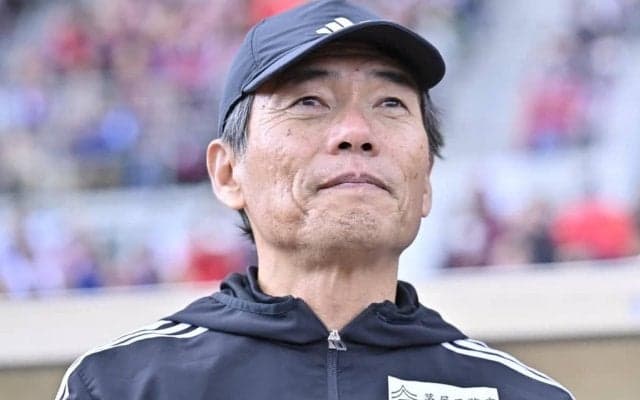 ｢寿命が縮まるじゃないか〜！｣J2仙台の優勝監督、マイク強奪＆大絶叫インタビューが大反響！やりたい放題も｢みんな大好きゴリさん｣｢森山さんと昇格！」