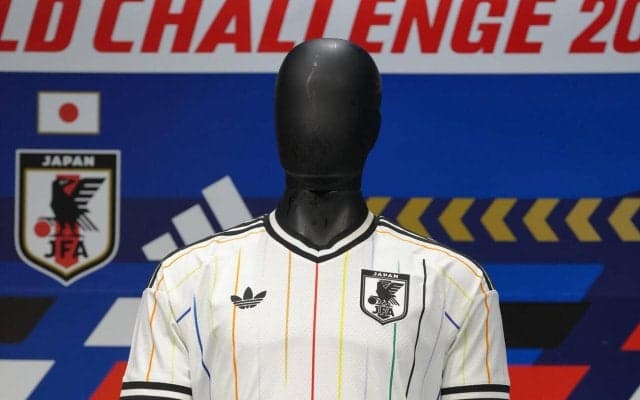 【日本代表】アウェーユニホームが世界２位！！完売続出でSNSでも「この前まで普通にあったのに」