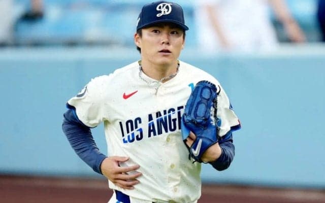 由伸登板試合…客席にいた“謎の集団”　判明した事実に感動の声「おめでとう」