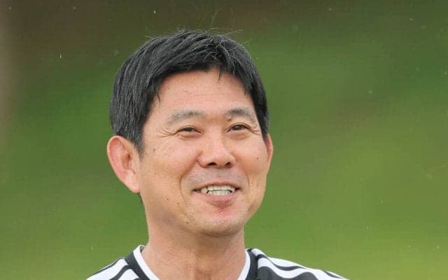負傷明けＤＦ冨安健洋　７０分プレー＆アシストもマーク　Ｕー１９日本代表と非公開練習試合　森保ジャパン事前合宿の成果を現地記者が「読み解く」