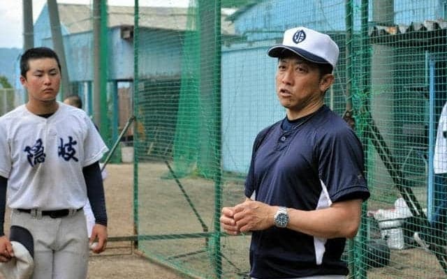 「やればできる」球児に勇気　「育成功労賞」に隠岐の岡本曜コーチ