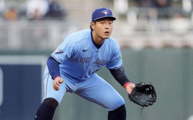 岡本和真６月初の無安打　サイ・ヤング賞候補左腕と初対戦で２三振　八回はフェンス手前へ大飛球も　守備では好守連発もチームは連勝ストップ
