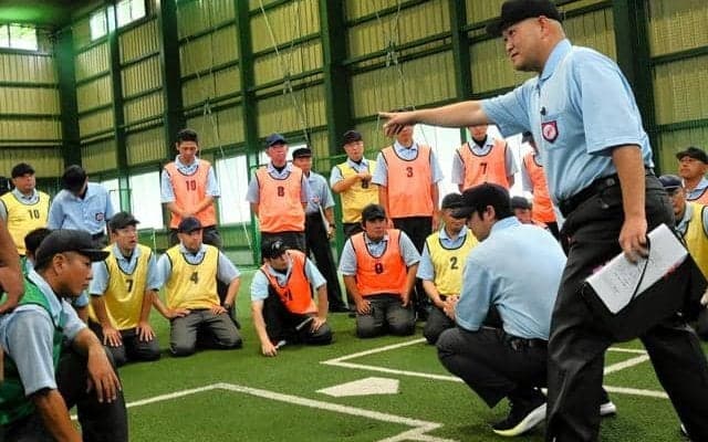 夏へ、ジャッジの技量磨く　熊本県高野連が審判講習会