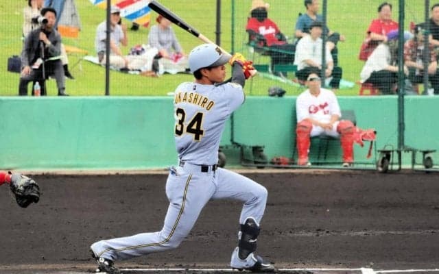 阪神・岡城が緊急昇格　由宇の試合前練習から離脱し、福岡へ移動したとみられる ２軍では打率．２０８