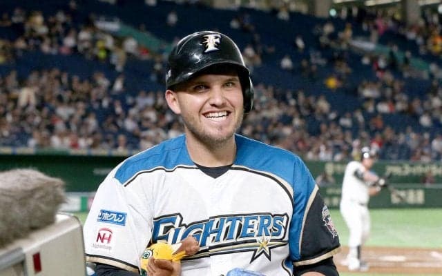 【日本ハム】ブランドン・レアード氏が「ファイターズチャンピオンシリーズ」に来場　６・24