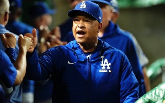 大谷らと対照的…ド軍監督が「勘違いしてる？」　予想外の“服装”に爆笑「間違ってますよー」