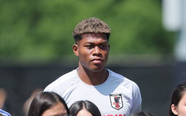【Ｗ杯】鈴木彩艶、“メンター”南野拓実の言葉に感謝「チャレンジャー精神が大事だなと。いいスピーチを聞けて気が引き締まった」