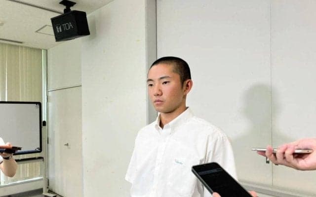 今春センバツ４強の専大松戸　高貝主将「（大阪桐蔭と）やりたい」　選手宣誓の千葉東・尾沢主将は“神頼み”　高校野球千葉大会抽選会