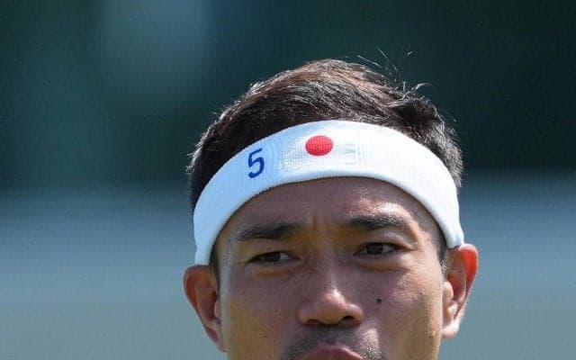【日本代表】長友佑都がヘッドバンドで気合「ぶち当たり合える関係とか必死さがやっぱり大事」
