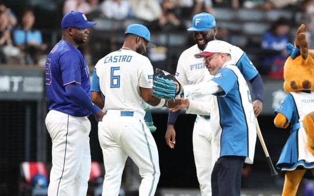 「ドミニカ共和国DAY」中日サノーが球審役、日本ハム・レイエスが打者、カストロが捕手