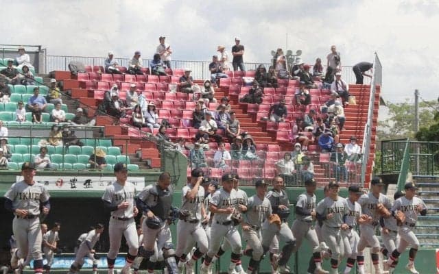 仙台育英、青森山田に競り勝ち連覇王手も須江監督「こういう試合してしまったら甲子園行けない」