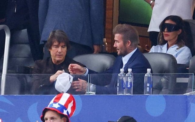 【Ｗ杯】トム・クルーズも！ジョージ・ルーカス監督も！大物セレブがスタンドにズラリ　ビル・ゲイツ氏まで…米国-パラグアイ戦