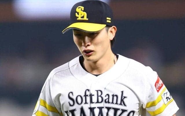 ソフトバンク・周東がスタメン外れる　１２日の試合で右ふくらはぎに死球で直後の守備から交代