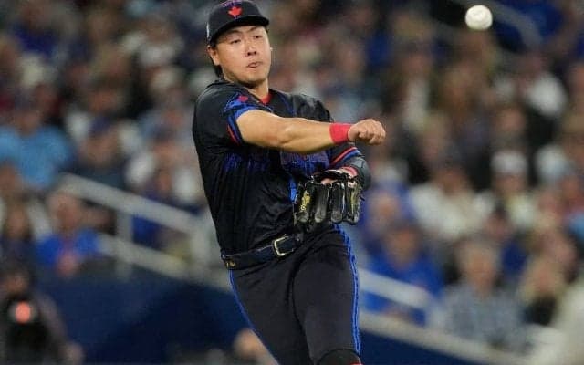 HR以外でも…岡本和真が実は披露していた“必殺技”　解説も唸った身のこなし「よくやった」