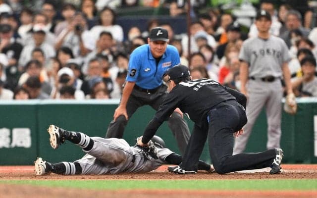 【巨人】同点ランナーの浦田俊輔、８回に痛恨けん制死でチャンス逸する　２試合で３度目