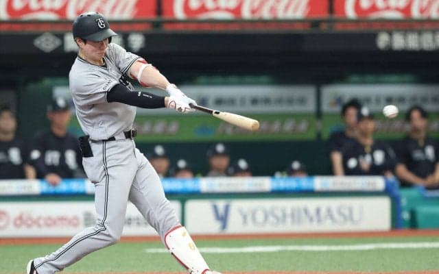 【巨人】松本剛がマルチ安打　打率３割６分５厘まで上げて交流戦首位打者に浮上　