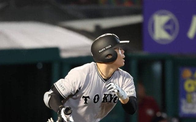 【巨人】佐々木俊輔　死球で右肋骨の骨挫傷と診断　橋上秀樹監督代行は「抹消する予定はない」