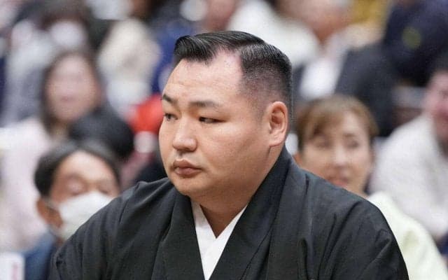 角界屈指の“サッカー通”元横綱鶴竜が日本代表へエール「新戦力がスターになる」注目選手を告白