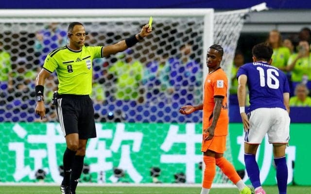 フェアプレーの差！日本がオランダより上位　２－２ドロー、警告は日本０、オランダ３