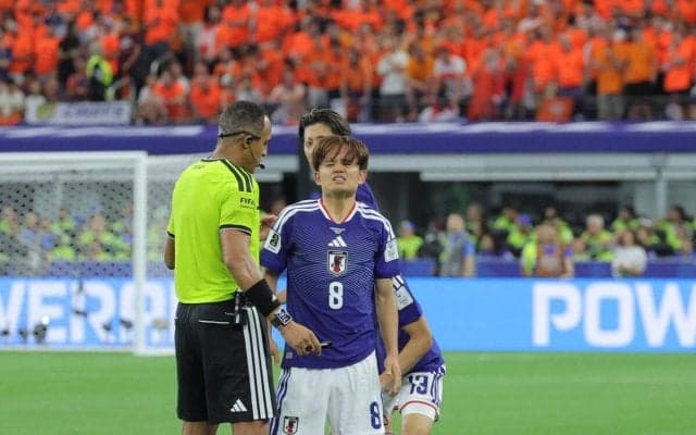 【Ｗ杯】左膝負傷の久保建英は「昨日よりも今日の方が状態が落ち着いていると話していた」「歩いてました」板倉滉が明かす