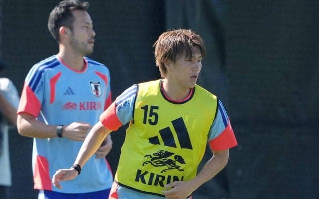 小川航基“２日連続弾”「すごくいい感覚」U19日本代表との練習試合でエリア外から打ち抜いた