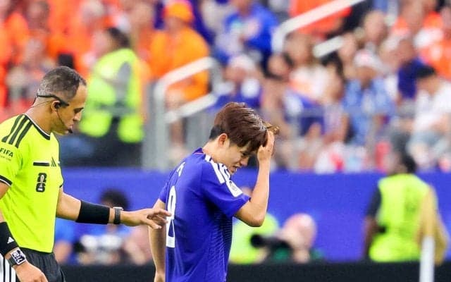 【Ｗ杯】久保建英、１次Ｌ欠場ピンチ　オランダ戦で負傷の左膝精密検査...森保ジャパンにまた試練　板倉主将「できるだけ軽症で…」