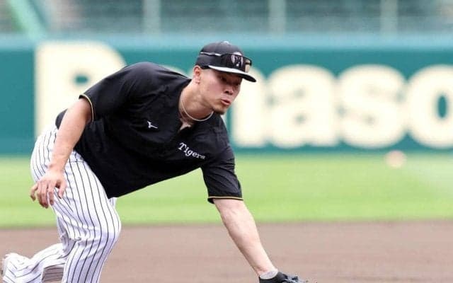 阪神　ドラ１立石の登録抹消で佐藤輝を「三塁」、森下を「右翼」へ