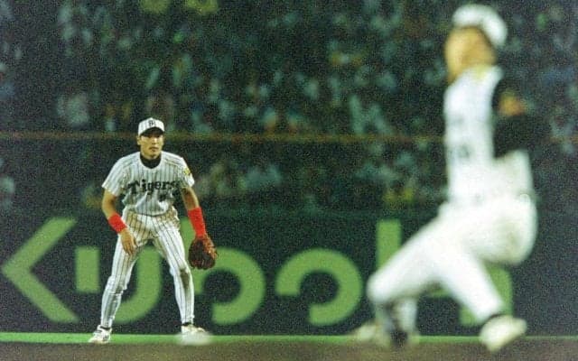 敬遠球をサヨナラ安打した阪神・新庄が、その試合で守った意外なポジションは？【プロ野球記録企画】