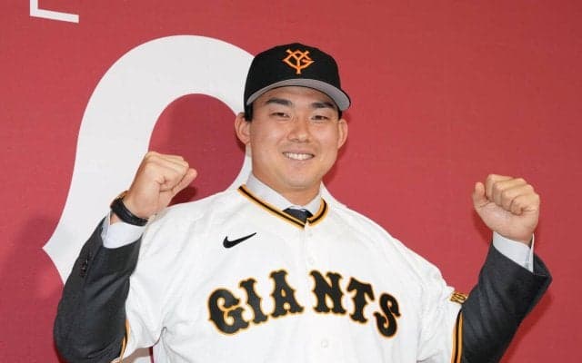【巨人】小笠原慎之介「１日でも早く東京ドームに」推定年俸1.8億、27年まで契約、背番号98