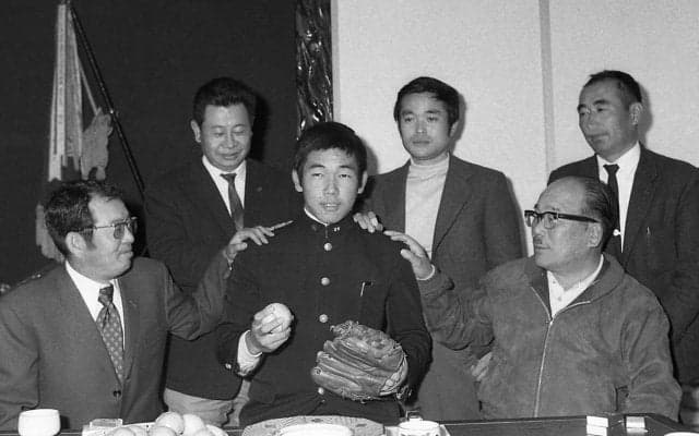 【プロ野球】「肩は消耗品だ」 半世紀前に投手酷使へ警鐘を鳴らした近藤貞雄　明治大進学の鈴木孝政を獲得した伝説の説得術