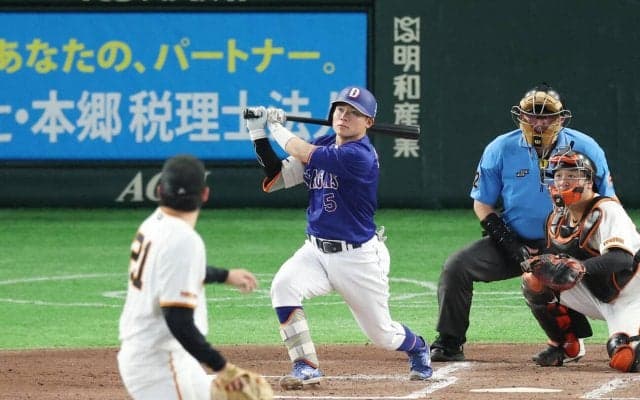 【中日】制球に苦しむ巨人ドラ１竹丸和幸から２点先制　３回には石伊雄太の５号ソロ飛び出す