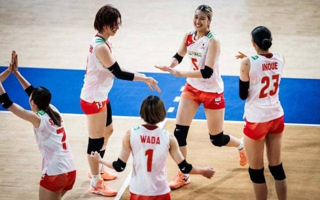 バレー女子日本代表、圧巻のチェコ撃破に公式称賛「完璧な記録は継続中」　最多21得点の佐藤淑乃は「オールラウンドな活躍」【VNL2026】