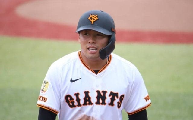 巨人・浅野翔吾が先制弾！一軍昇格即スタメンで期待に応える豪快アーチ、巨人ファンから大歓声