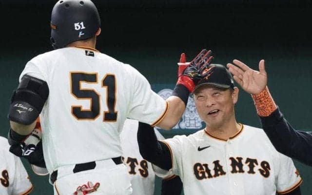 巨人・橋上監督代行「素晴らしいの一言に尽きる」　八回２死まで無安打投球のウィットリーを称賛　「ヒットを打たれたら継投に」と決めていたと明かす