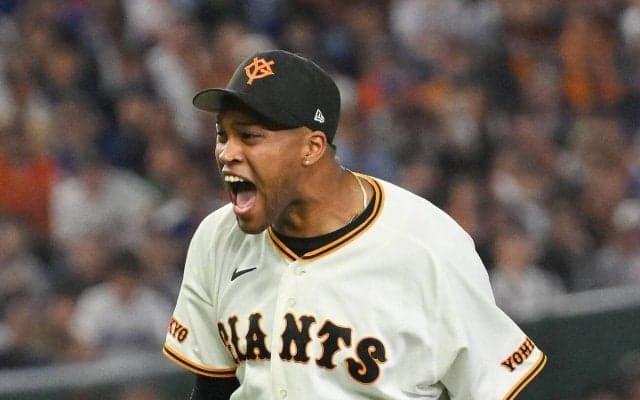 【データ】巨人マルティネス７年連続でシーズン20セーブ　岩瀬、小林雅に次いで３人目