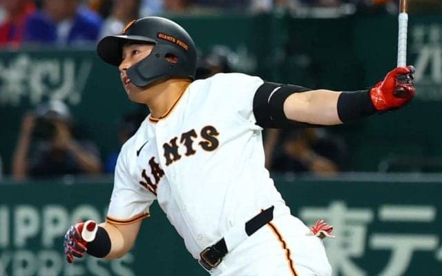 巨人21歳は「ものが違う」　軽く振って「飛距離すげぇな」…“覚醒確信”の衝撃弾