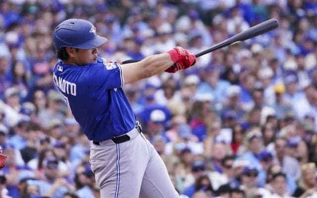 「あんなに強烈なホームランを打つなんて…」米驚嘆　岡本和真勝ち越しの16号3ランをマーク　5点差をまくる大逆転勝利に貢献「カズはジェイズにとって価値がある」「彼は本物」