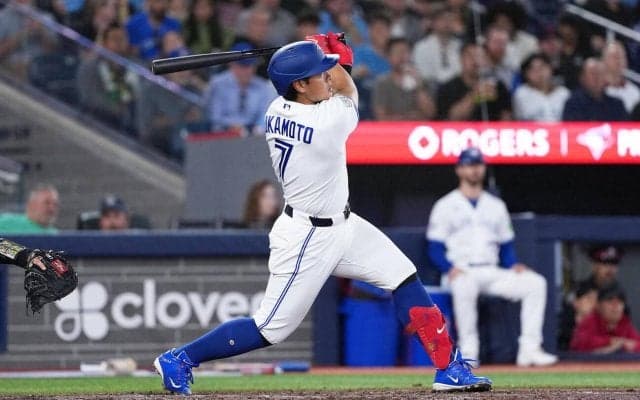 岡本和真、２戦連発の同点17号「食らいついて」松井秀喜のメジャー１年目本塁打数を上回る