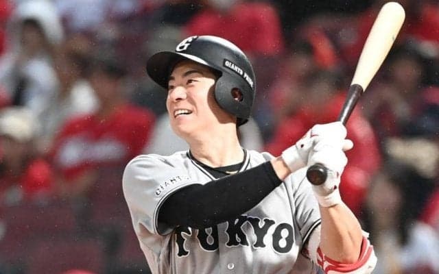 巨人首位タイ浮上　戸郷が１２０球の熱投で４連勝　６月絶好超の松本が２打席連続タイムリー