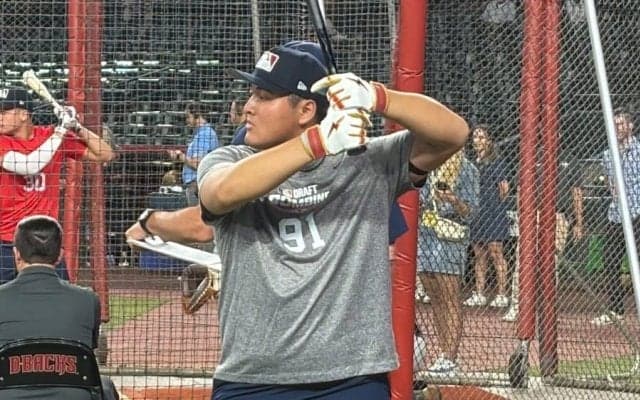 佐々木麟太郎は「ネクストショウヘイ＆ムネだ」　豪快スイングに恍惚…早くも“争奪戦”