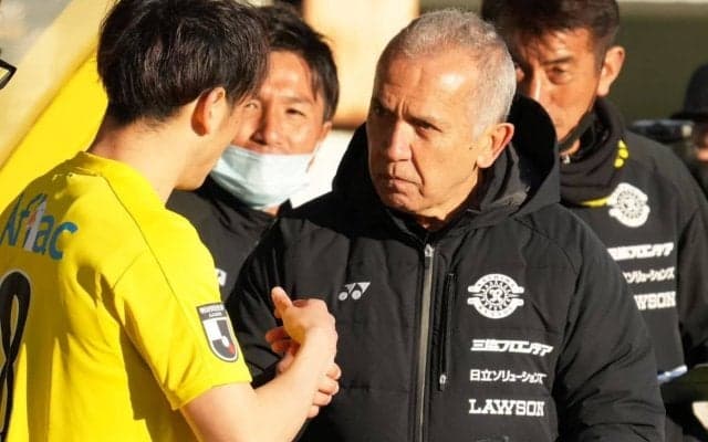「日本は楽勝？　全くそうではない」重鎮ネルシーニョら“Jを知るブラジル人”が鳴らす警鐘　母国で響く楽観論に反発「気持ち良くさせてはいけない」【W杯】