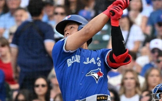 岡本和真、月間最優秀新人を初受賞　7HR＆20打点で村上宗隆に続く快挙、日本勢複数受賞は初