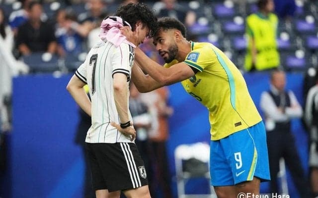 ｢いつも通りのアオでした｣W杯で号泣した田中碧との食事会を川崎の先輩＆現主将が報告！｢笑顔の2ショ泣けます｣｢ヤスくんの前だと弟の顔になってる｣