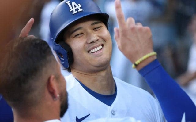 「オオタニしかできないよ」MLB通算300号と並列する“驚愕”の数字…「マルチタスクなMVPとはまさに彼のことだ」